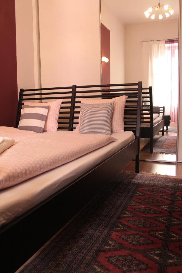 Апартаменты Yasmine Flat Будапешт Экстерьер фото